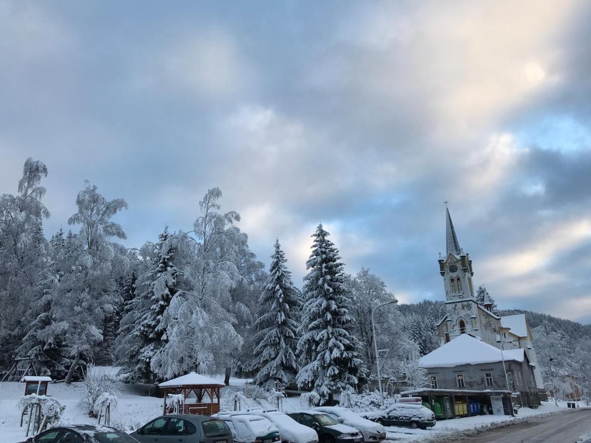 Penzion Mája Josefŭv Dŭl Exterior foto